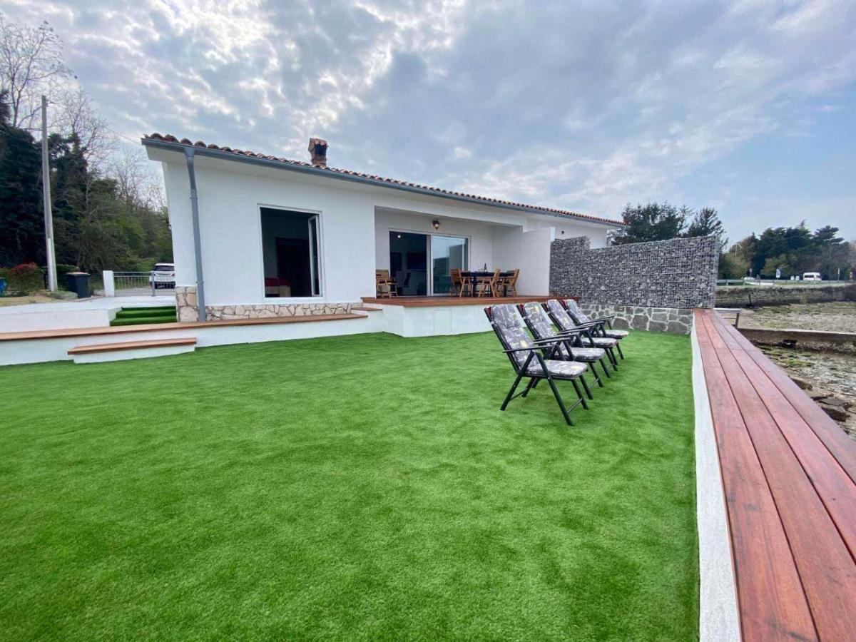 Villa Olga - Uniqe House With Private Beach Ankaran Extérieur photo